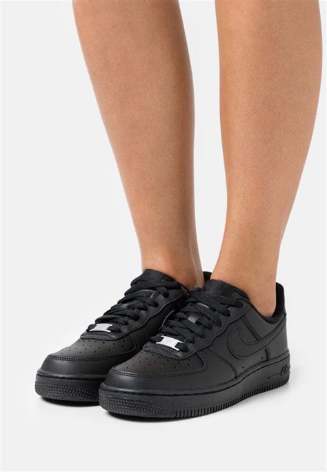 schwarze nike schuhe damen air force|air force 1 nike sneaker.